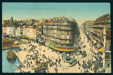 Rue de la Republique in Marseille, France